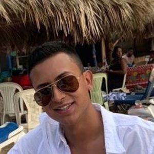 Meet your Posher, Victor